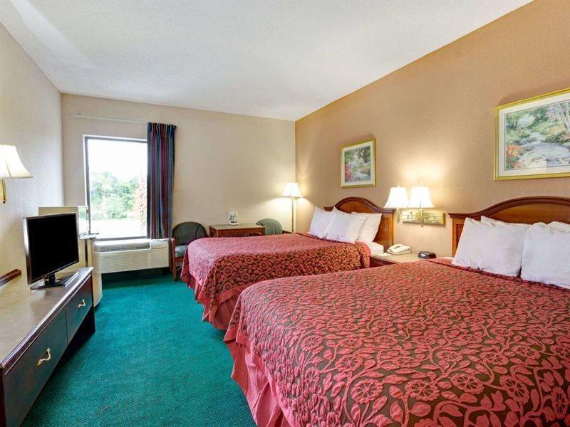 Days Inn&Suites by Wyndham Louisville SW Extérieur photo